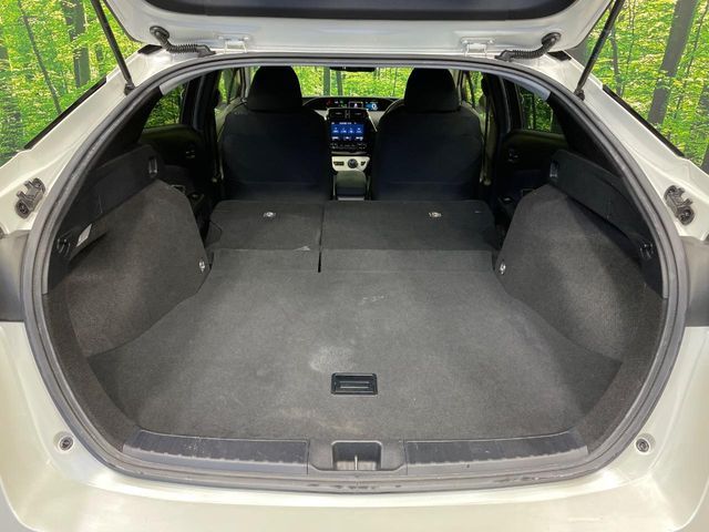 TOYOTA PRIUS 2018 Image 31