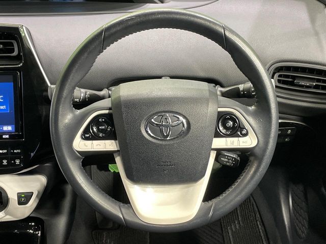 TOYOTA PRIUS 2018 Image 31