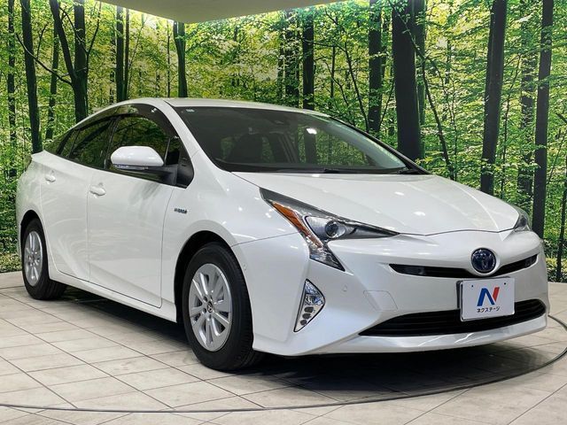 TOYOTA PRIUS 2018 Image 31