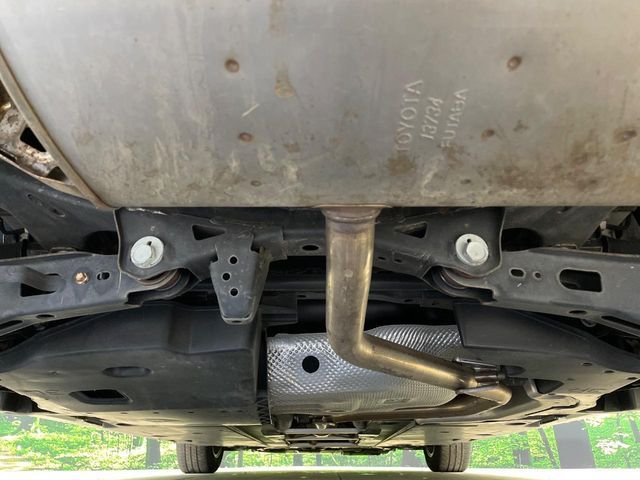 TOYOTA PRIUS 2018 Image 31