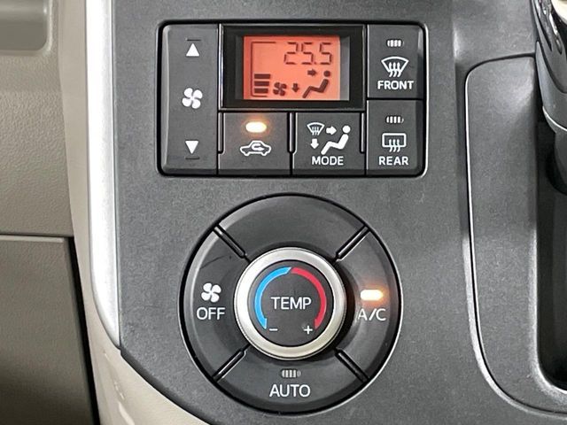 DAIHATSU TANTO 2013 Image 31