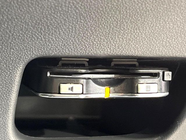 DAIHATSU CAST ACTIVA 2017 Image 31