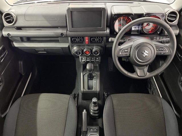 SUZUKI JIMNY NOMADE 2025 Image 31