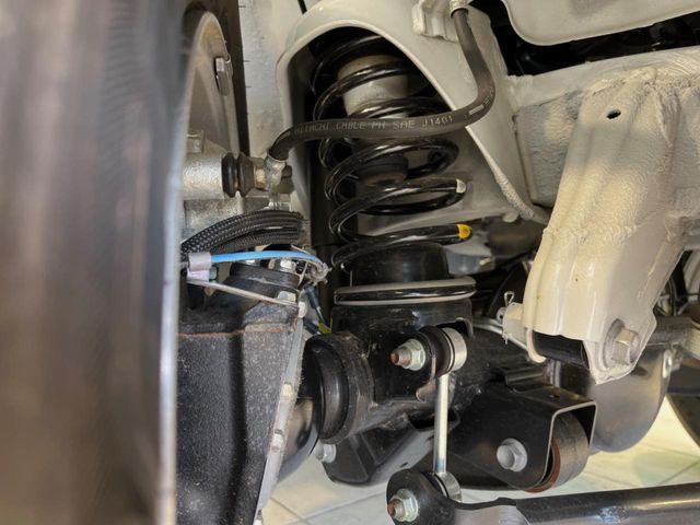 SUZUKI JIMNY 4WD 2025 Image 31