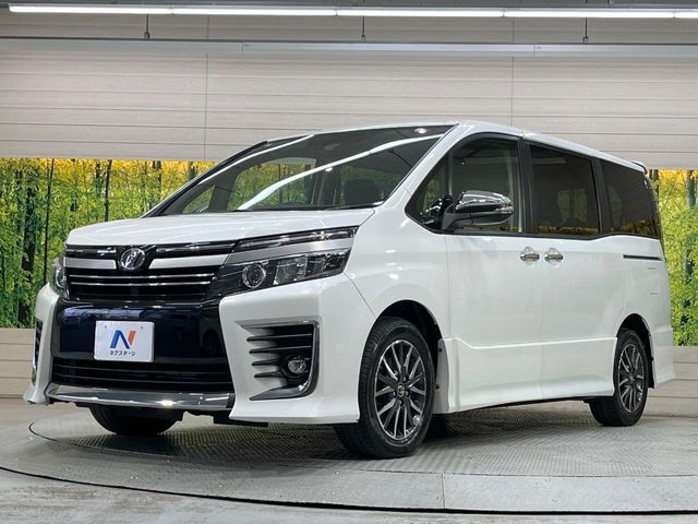 TOYOTA VOXY 2017 Image 31