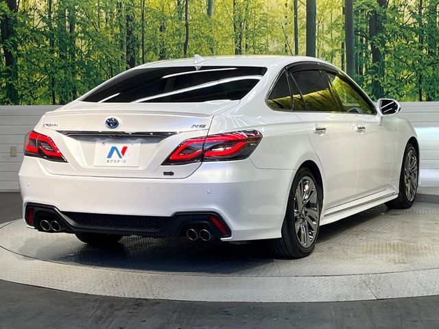 TOYOTA CROWN SEDAN HYBRID 2021 Image 31