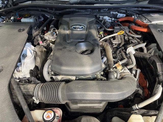 TOYOTA CROWN SEDAN HYBRID 2021 Image 31