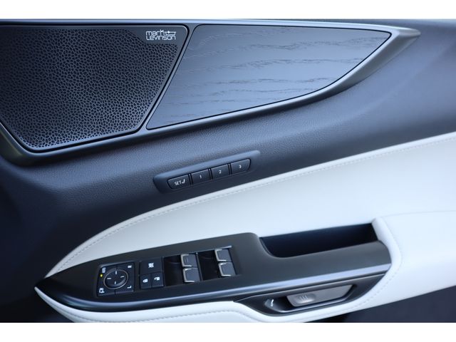 TOYOTA LEXUS NX350H AWD 2025 Image 31