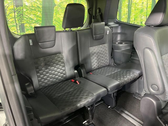 TOYOTA VOXY 4WD 2025 Image 31