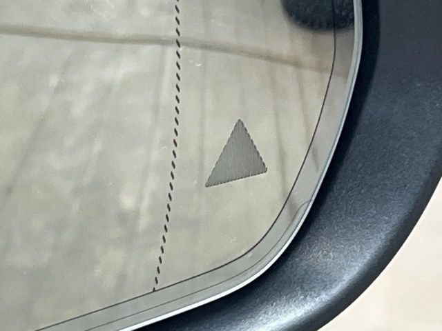 MERCEDES BENZ C CLAS 2018 Image 31