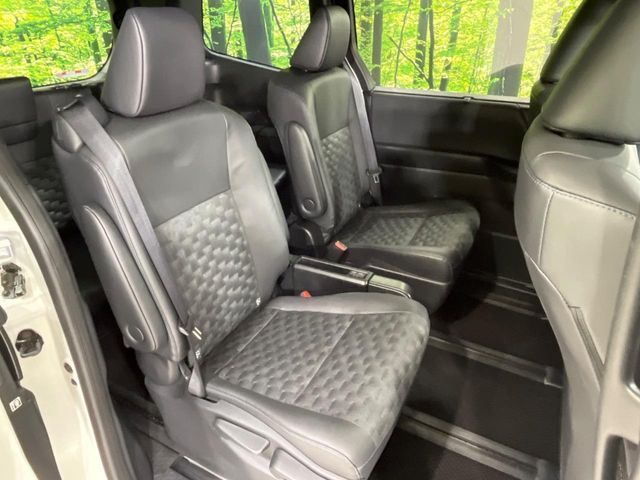 TOYOTA VOXY 4WD 2025 Image 31