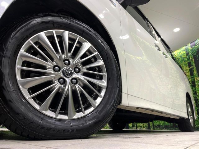 TOYOTA ALPHARD HYBRID 4WD 2018 Image 31