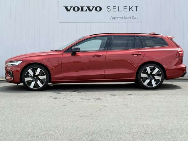 VOLVO V60 2024 Image 31