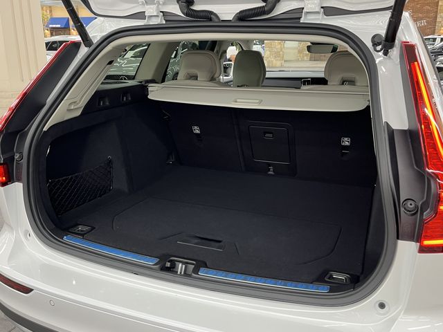 VOLVO V60 CROSS COUN 2025 Image 31