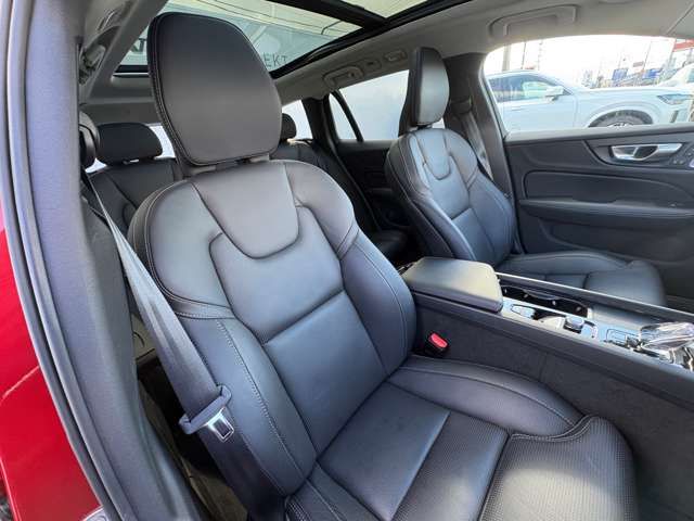 VOLVO V60 2024 Image 31