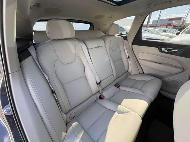 VOLVO XC60 2023 Image 31