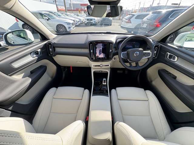 VOLVO XC40 2025 Image 31