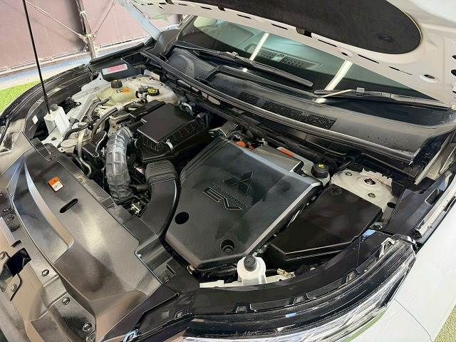 MITSUBISHI OUTLANDER PHEV 2023 Image 31