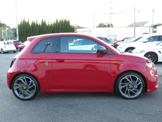 FIAT ABARTH 500E 2024 Image 31