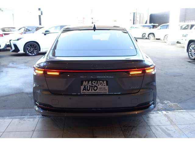 TOYOTA CROWN SEDAN 2024 Image 31