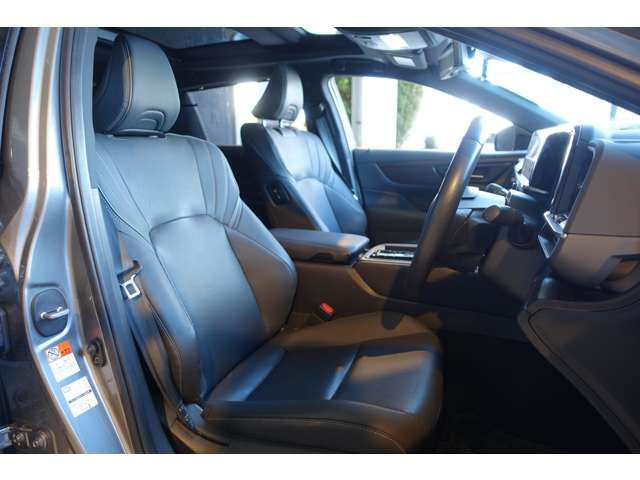 TOYOTA CROWN SEDAN 2024 Image 31