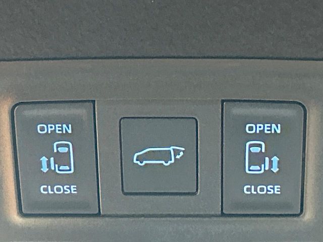 TOYOTA VOXY HYBRID 2026 Image 31