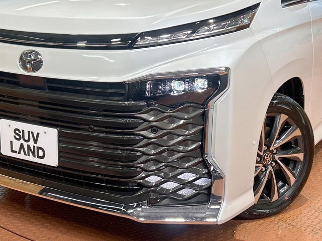 TOYOTA VOXY HYBRID 2026 Image 31