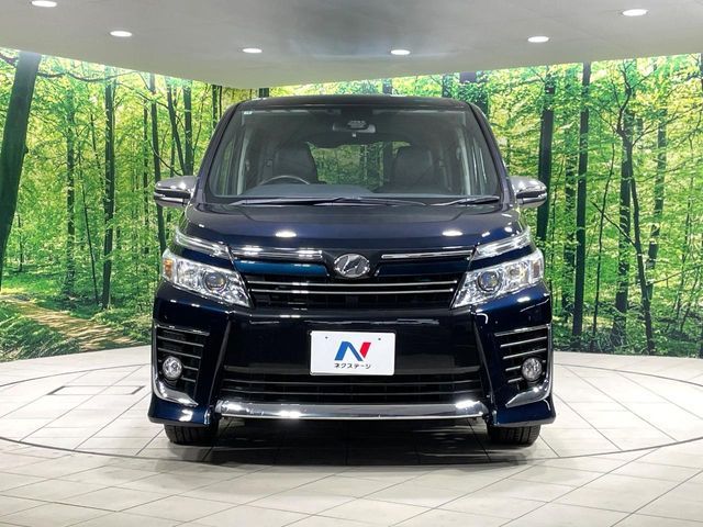 TOYOTA VOXY 2016 Image 31