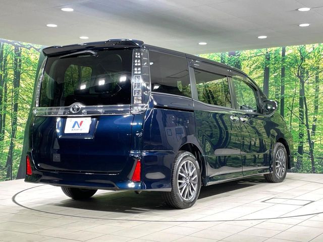 TOYOTA VOXY 2016 Image 31