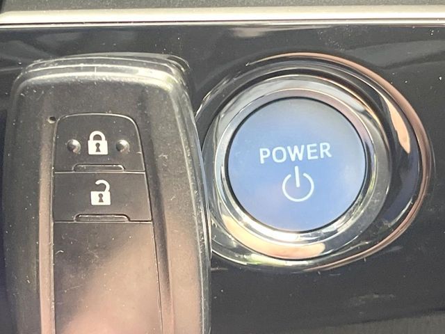 TOYOTA PRIUS 2019 Image 31