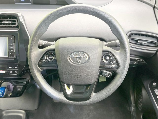 TOYOTA PRIUS 2019 Image 31