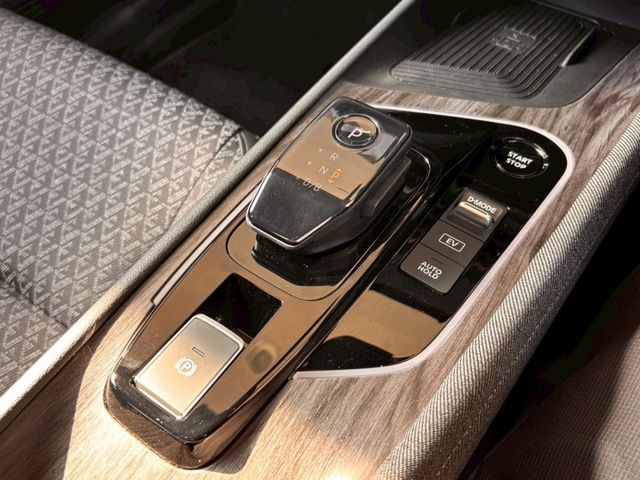 NISSAN AURA 2024 Image 31