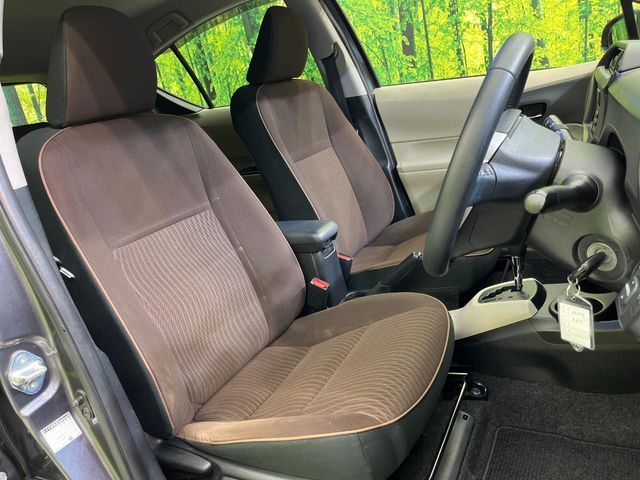 TOYOTA AQUA 2013 Image 31