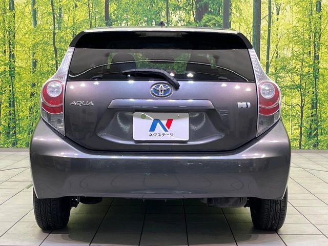 TOYOTA AQUA 2013 Image 31