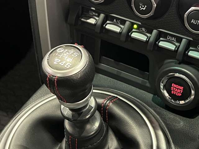 TOYOTA 86 2013 Image 31