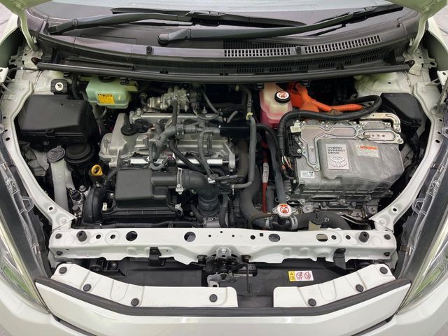 TOYOTA AQUA 2018 Image 31