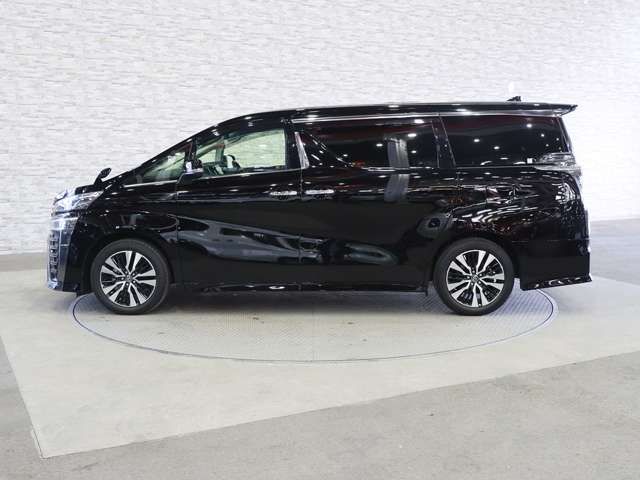 TOYOTA VELLFIRE 2018 Image 31