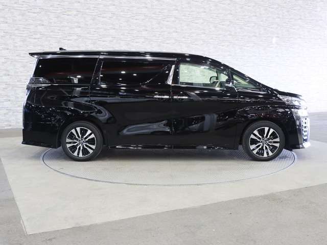 TOYOTA VELLFIRE 2018 Image 31