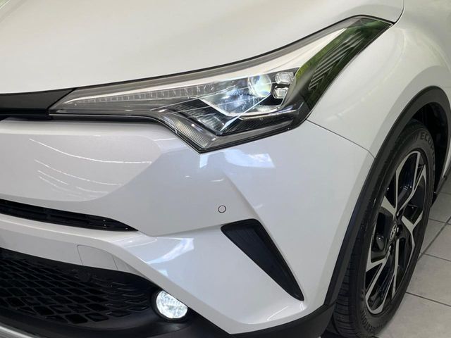 TOYOTA C-HR 2017 Image 31