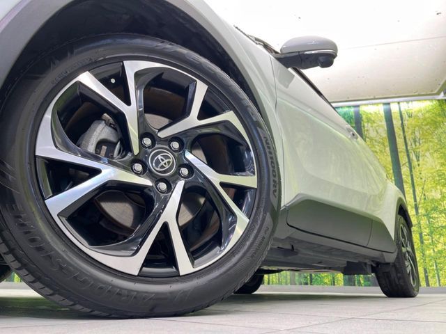 TOYOTA C-HR 2017 Image 31