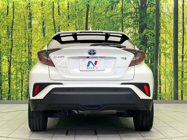 TOYOTA C-HR 2017 Image 31