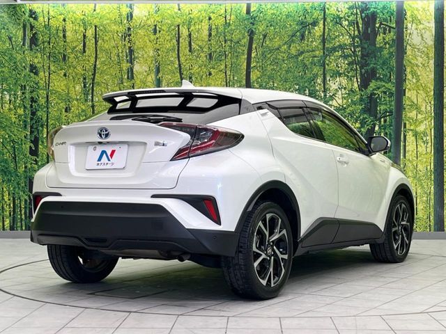 TOYOTA C-HR 2017 Image 31