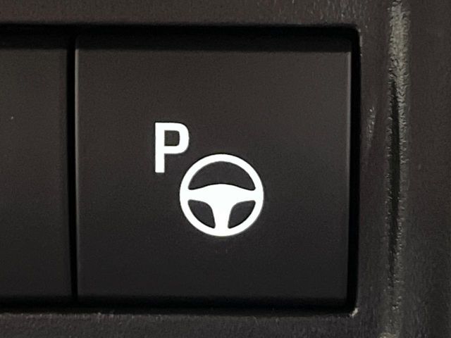 TOYOTA COROLLA CROSS HYBRID 2024 Image 31