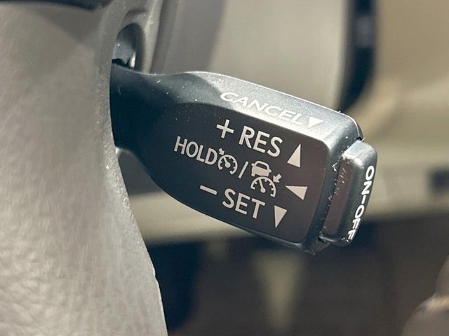 TOYOTA LANDCRUISER PRADO 2023 Image 31