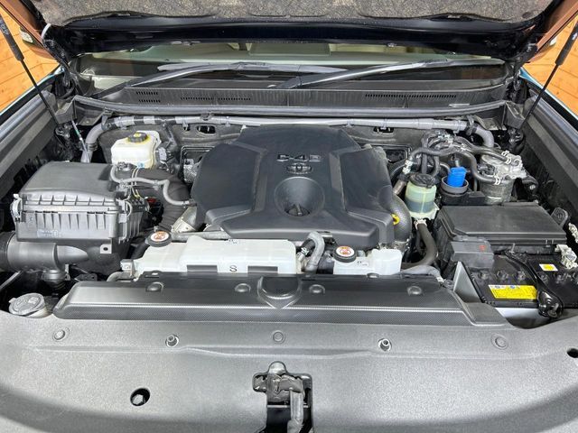 TOYOTA LANDCRUISER PRADO 2023 Image 31