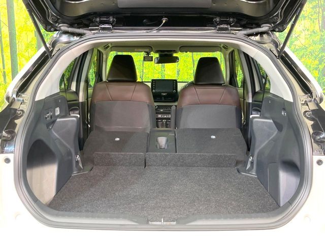 TOYOTA YARIS CROSS HYBRID 2020 Image 31