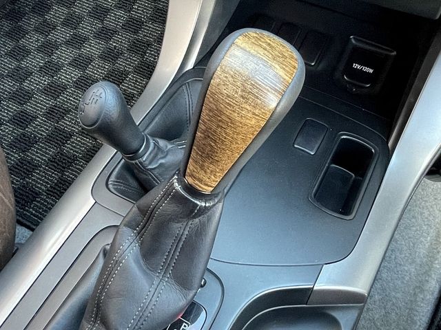 TOYOTA LANDCRUISER PRADO 2004 Image 31