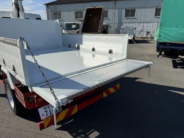 MITSUBISHI CANTER 2020 Image 31