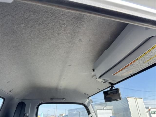 MITSUBISHI CANTER 2020 Image 31