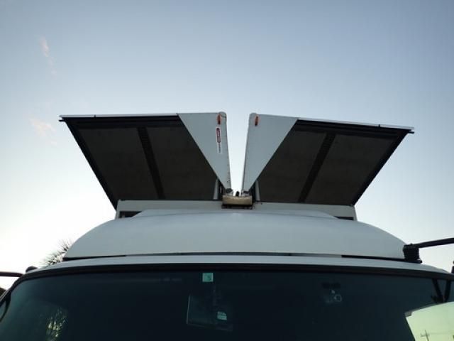 MITSUBISHI FUSOU FIGHTER 2018 Image 31